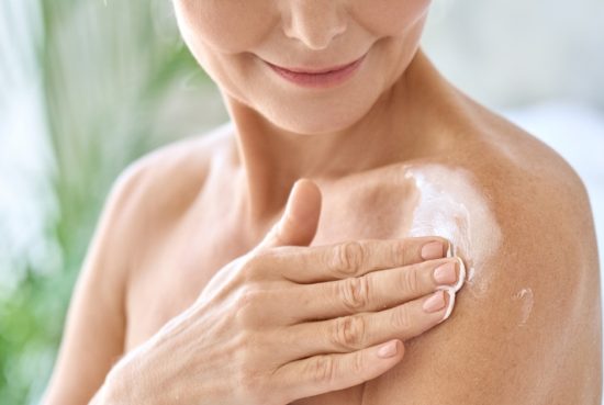 CBD et peau sensible : simple tendance ou véritable allié apaisant ?