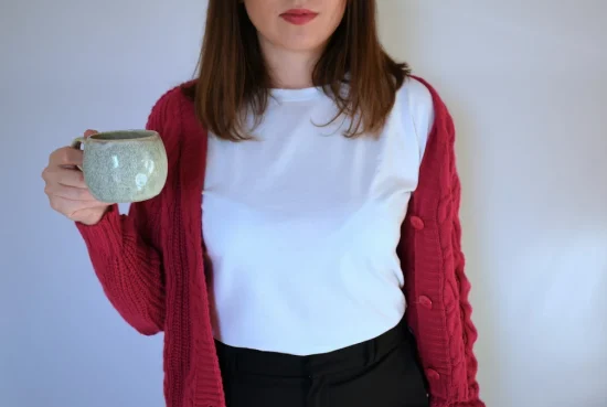 Du bureau à l'Afterwork : Retouche maquillage et tenue polyvalente