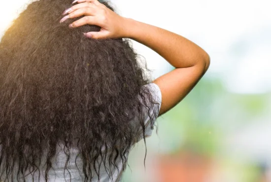 Pourquoi Calecim Professional constitue une meilleure alternative à la thérapie PRP pour les soins capillaires